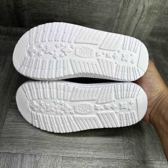 Hey Dude Kids size 11 Color Fun Slip On Multicolored Lightweight Shoes - Picture 7 of 8